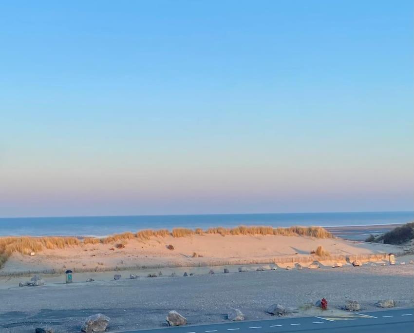 Studio Entre Mer Et Dunes Avec Balcon Vue Laterale Mer 50M Plage Pour 3 Pers Wifi Menage Compris Fort-Mahon-Plage Luaran gambar