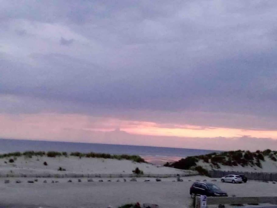 Studio Entre Mer Et Dunes Avec Balcon Vue Laterale Mer 50M Plage Pour 3 Pers Wifi Menage Compris Fort-Mahon-Plage Luaran gambar