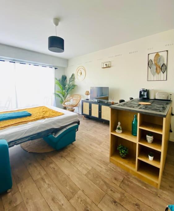 Studio Entre Mer Et Dunes Avec Balcon Vue Laterale Mer 50M Plage Pour 3 Pers Wifi Menage Compris Fort-Mahon-Plage Luaran gambar